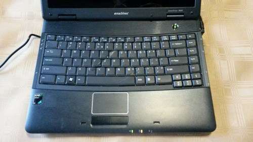 Acer laptop up for Grabs -  MODEL D620  - ****LOW LOW SHIPPING ****