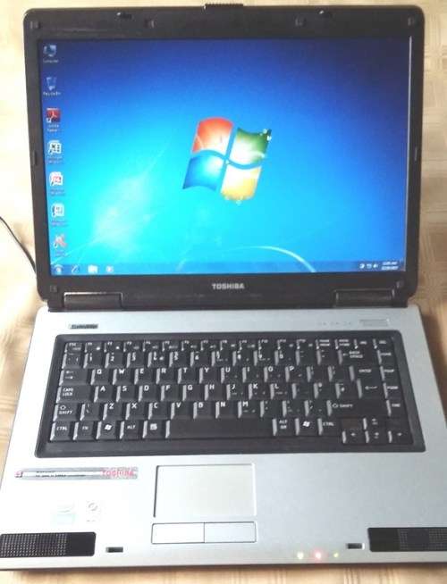 Toshiba laptop up for Grabs -  MODEL L40 - 17U  - ****LOW LOW SHIPPING ****