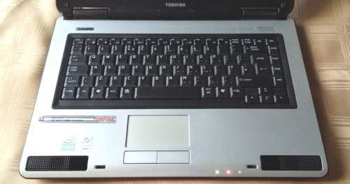 Toshiba laptop up for Grabs -  MODEL L40 - 17U  - ****LOW LOW SHIPPING ****