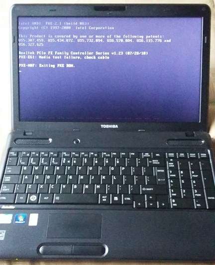 TOSHIBA laptop up for Grabs -  MODEL C660-14G  -  ****LOW LOW SHIPPING *****