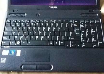 TOSHIBA laptop up for Grabs -  MODEL C660-14G  -  ****LOW LOW SHIPPING *****