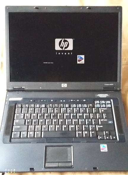 HP  laptop up for Grabs -  MODEL NX8220  -  ****LOW LOW SHIPPING *****