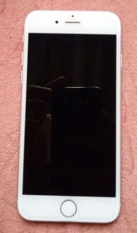 Dead Iphone 6  for Spares  - *****LOW LOW SHIPPING ****