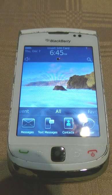 Blackberry 9800 Slide phone for sale  ***** LOW LOW SHIPPING *****