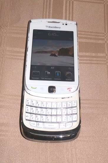 Blackberry 9800 Slide phone for sale  ***** LOW LOW SHIPPING *****