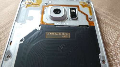 Samsung Galaxy S6 - SM - G920F Cellphone up for grabs **** LOW LOW SHIPPING ******