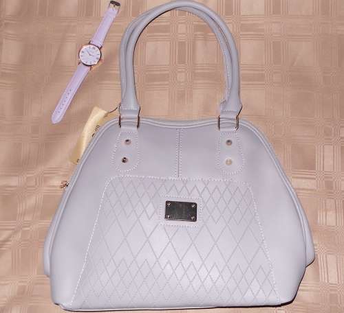 BRAND NEW Elegant Ladies 4 PC Handbag Sets + Watch  -  **** LOW LOW SHIPPING *****