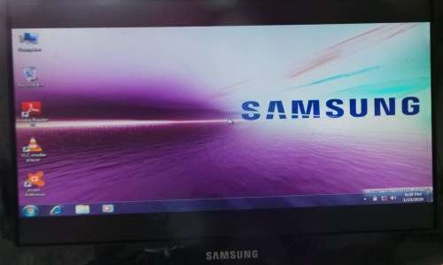 SAMSUNG N130 MINI Laptop up for Grabs  - ******LOW LOW SHIPPING *****