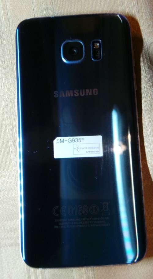 SAMSUNG GALAXY S7 Edge Up for Grabs -  **** LOW LOW SHIPPING ******