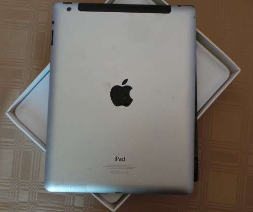 APPLE IPAD , Model A1460 Up for Grabs -  **** LOW LOW SHIPPING ******
