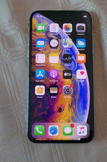 Iphone XS Up for Grabs -  **** LOW LOW SHIPPING ******