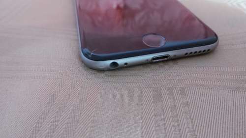 Apple Iphone 6 Up for Grabs -  **** LOW LOW SHIPPING ******