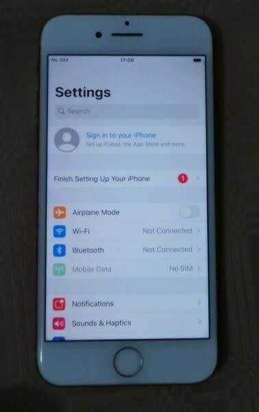 IPHONE 7 128GB  **** LOW LOW SHIPPING ******