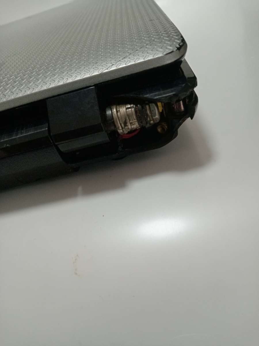 ACER LAPTOP CORE I3 - MODEL - 5741 up for Grabs - ******LOW LOW SHIPPING *****