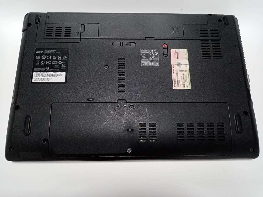 ACER LAPTOP CORE I3 - MODEL - 5741 up for Grabs - ******LOW LOW SHIPPING *****