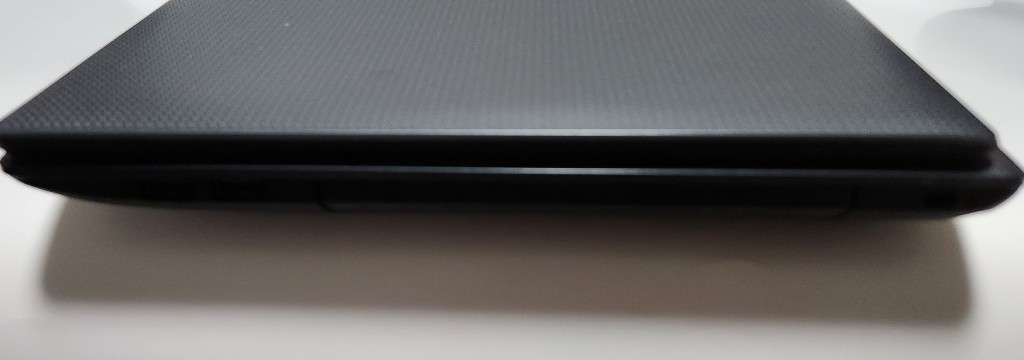 ACER ASPIRE CORE I3  LAPTOP - MODEL - 5733  SERIES up for Grabs - ******LOW LOW SHIPPING *****