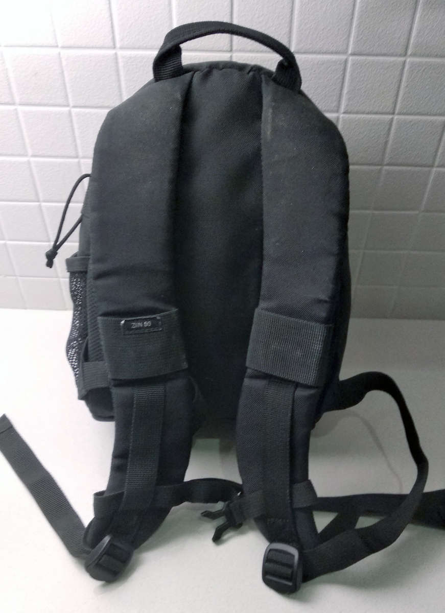 Nikon D5200 24 Megapixel Camera, With 55-200mm lens, SD Card, Vanguard Camera Backpack.