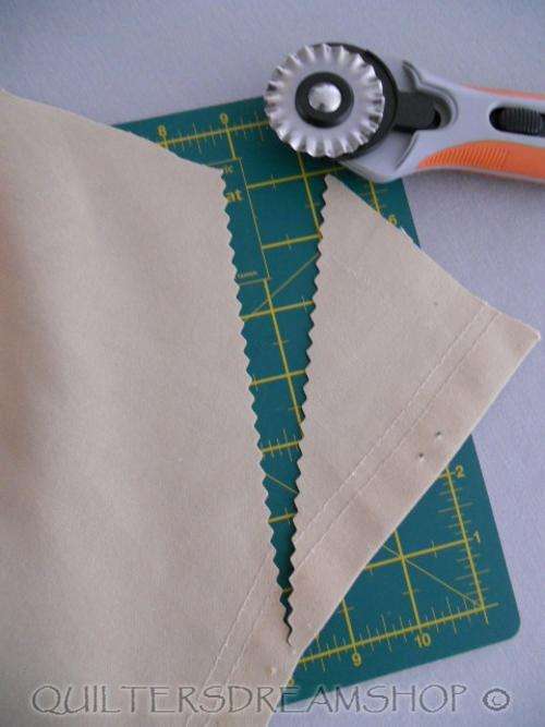 OLFA PINKING BLADE  FOR ROTARY CUTTER 45MM