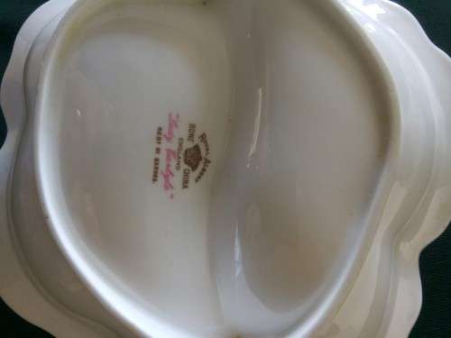 RARE ROYAL ALBERT SWEET DISH - LADY CARLYLE PATTERN