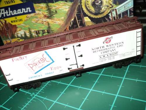 HO: ATHEARN  BOX CAR WAGON WAGON - BOXED