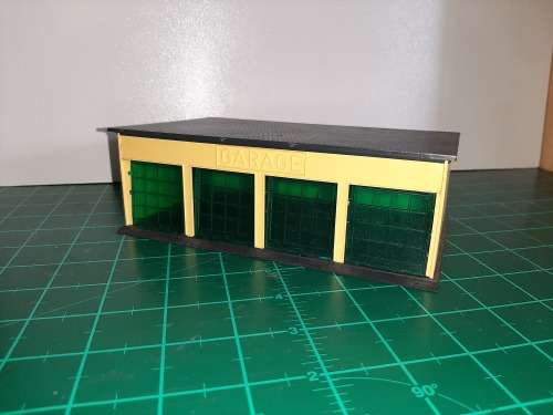 HO Scale Garage with 4 doors