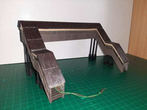 Foot bridge with light