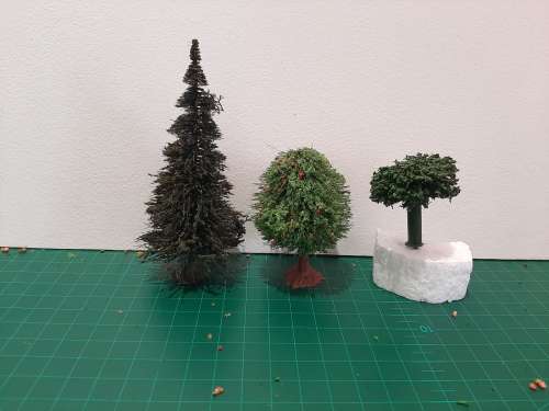 Set of 3 Assorted Trees