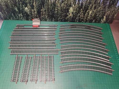 Assorted LIMA Track (19 Pieces)