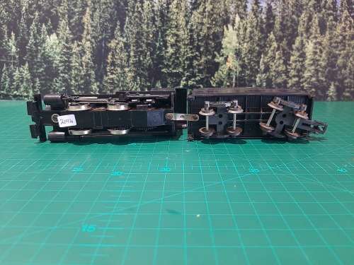 LIMA Small Steam Loco with tender