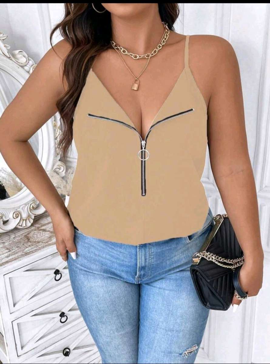 Stunning  Top:  2XL