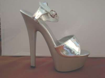High Heels: Size: 5