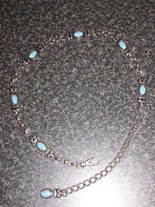 Lovely Chain Link Belt with Turquoise Stone Insets