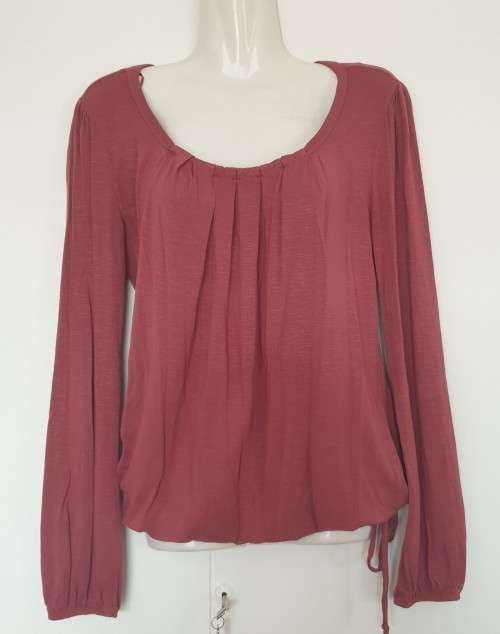 Vintage Rose Bell Sleeve Top from Truworths