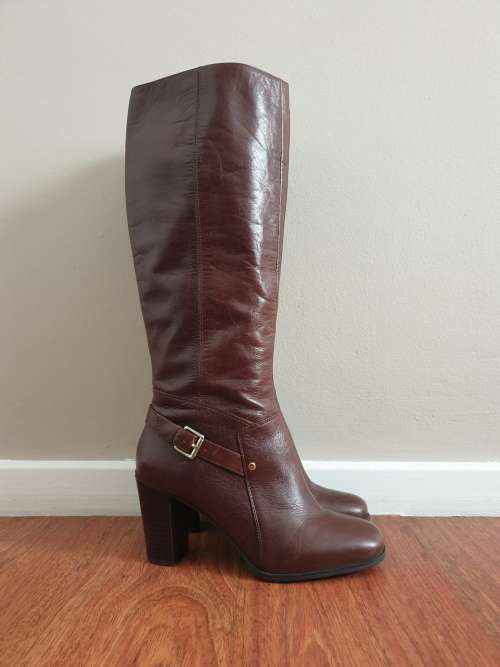 Stunning Brown Genuine Leather Boots from Nine West