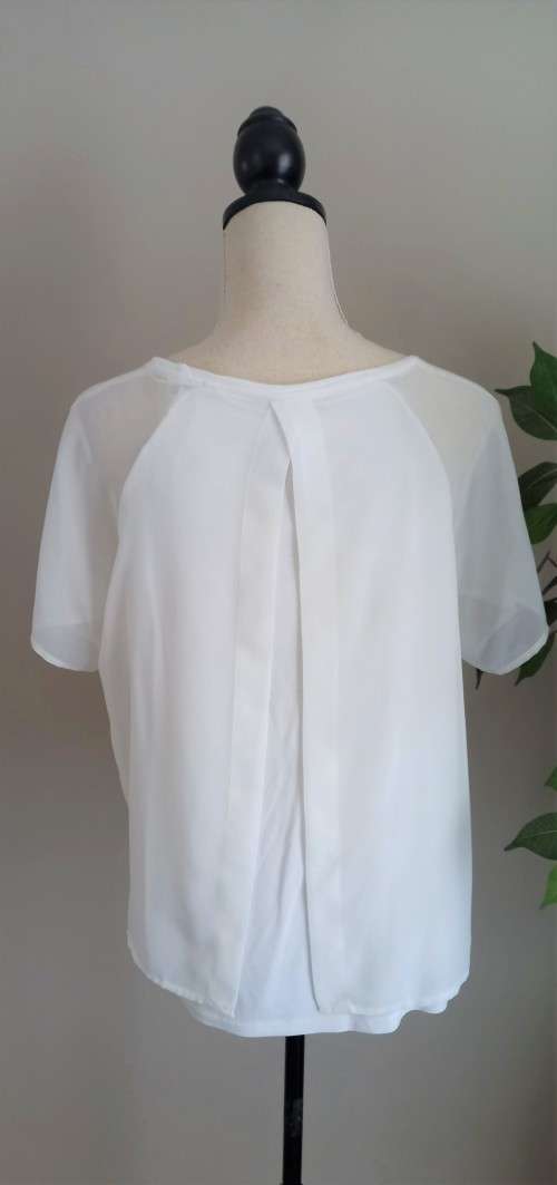 Lovely Off-White top from Woolworths