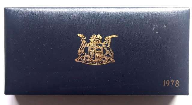 1978 SHORT PROOF SET - 8 COINS - SILVER RAND - ALL COINS ARE BILINGUAL