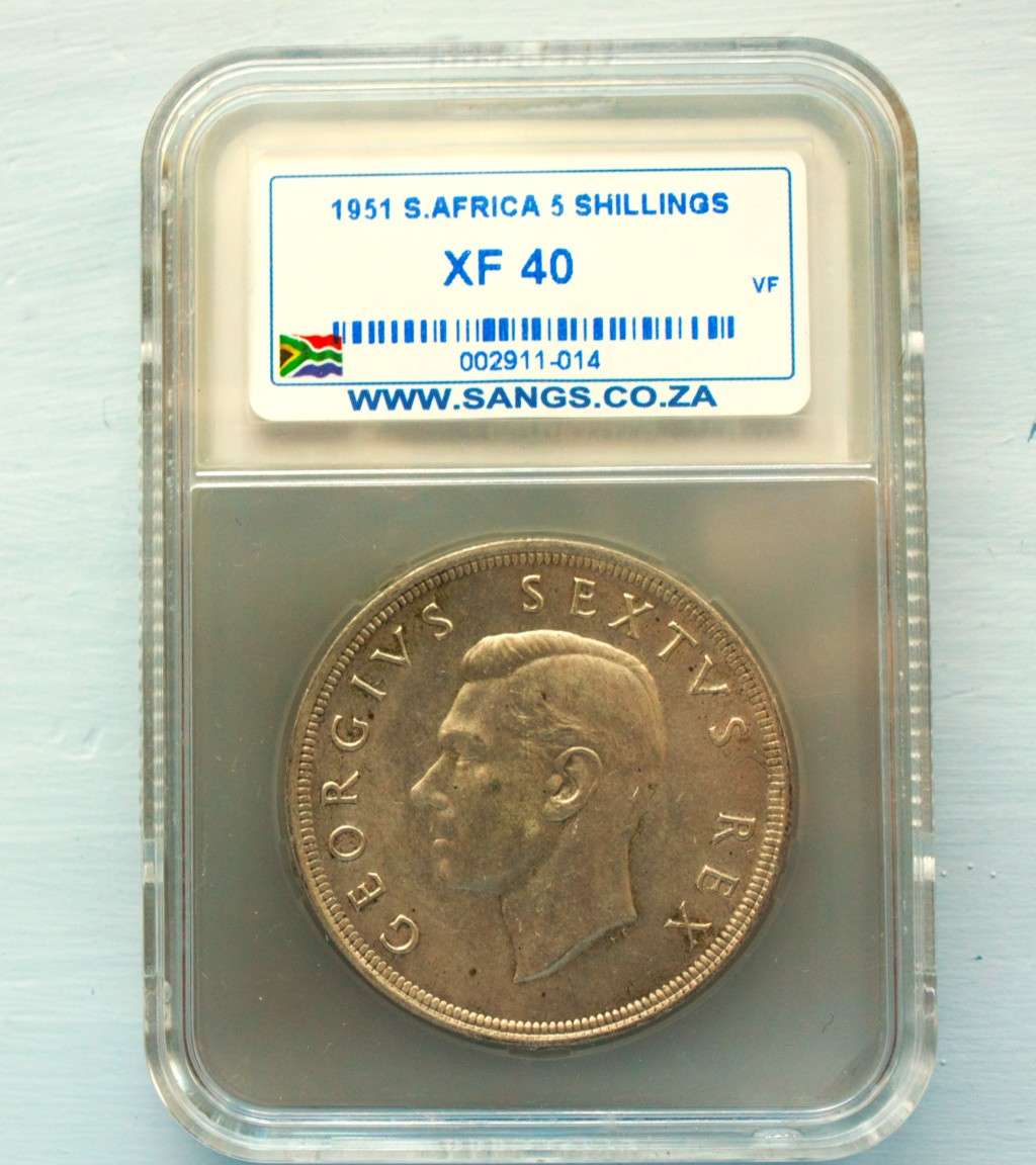 1951 SILVER KING GEORGE CROWN. GRADED XF 40. VERY LOW MINTAGE.