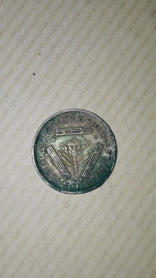 !!R1 Start!! Job lot 10 old coins  !!4 x is silver coins!!