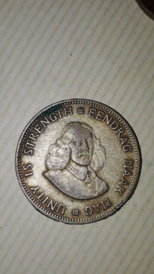 !!R1 Start!! Job lot 10 old coins  !!4 x is silver coins!!