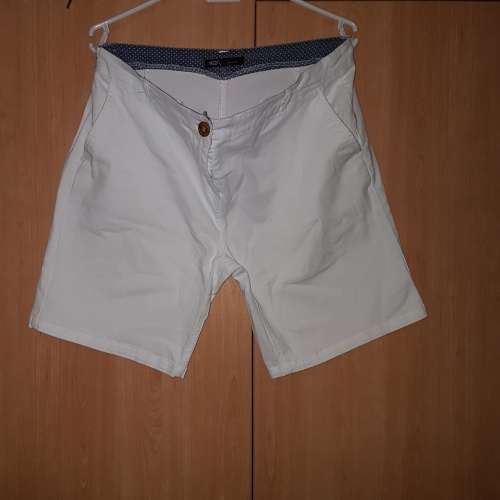 White Shorts Size 12/36
