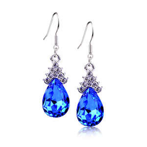 GORGEOUS SIMULATED TANZANITE EARRING