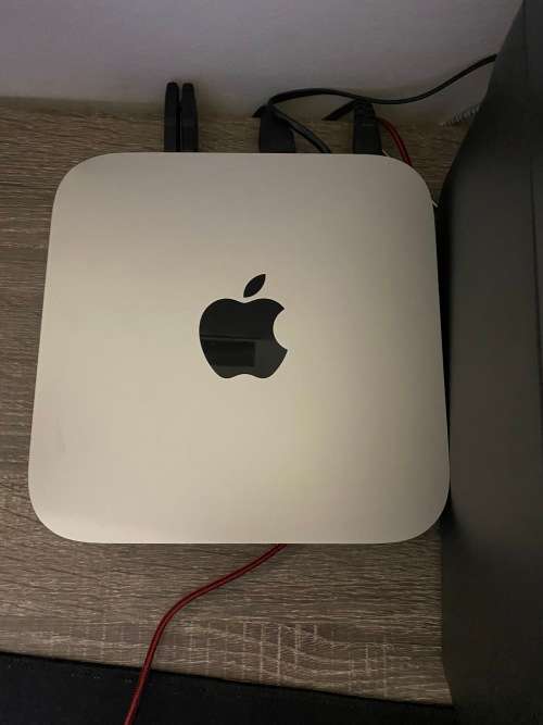 The Apple Mac mini "Core i5" 2.3 (Mid-2011/Aluminum Unibody) with FREEBIES