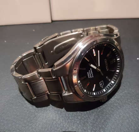 Seiko Titanium Kinetic Watch SKA763P1
