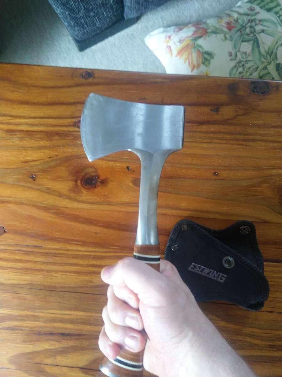 Custom knife, Estwing Hatchet and a Worksharp MK2