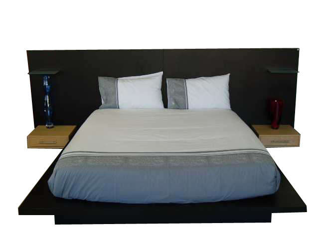 QUEEN SIZE BEDROOM SUITE **DISPLAY MODEL**