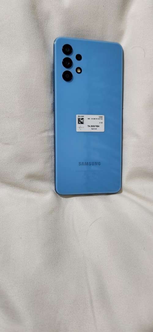 Samsung A32 Cellphone