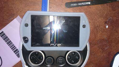 psp go chipped with cfw and in good working condition