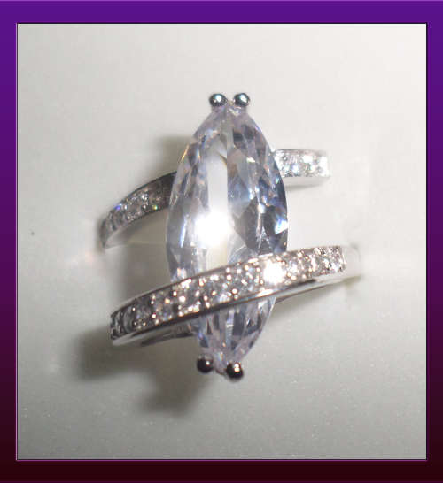 Stunning! Huge 4 carat SIM Diamond Solitaire With Accents Wedding Engagement Ring Size 8