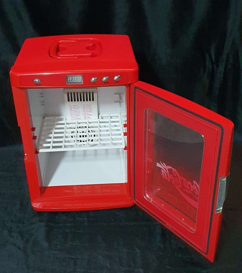 Coca-Cola Mini Fridge 25 Liter