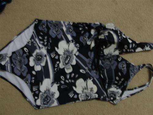 ladies swim costume size  38--40